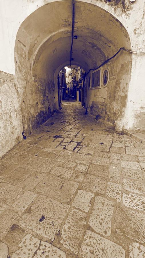 B&B Il Castello บารี ภายนอก รูปภาพ